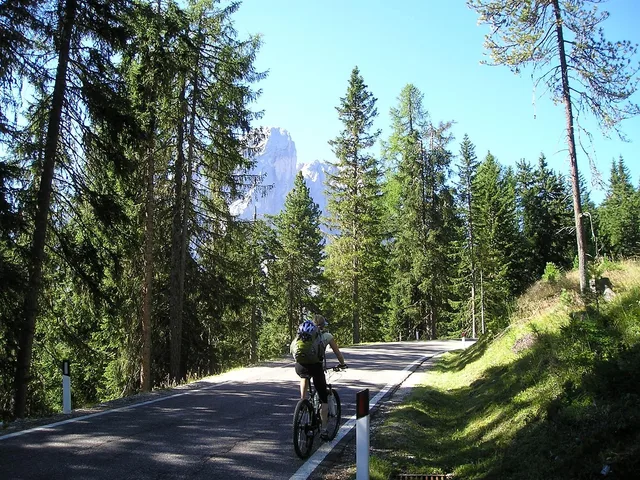peitler kofel, würzjoch, nature, mountain bike, bicycle, trip, alpine cross, transalp, cycling tour, bike tour, to go biking, mountains, dolomites, path, road. 4 things to check before choosing bike tour companies