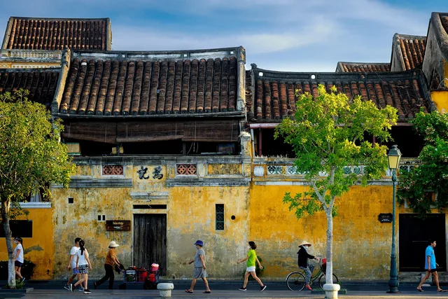 people, street, hoi an, sidewalk, bicycle, town, walking, cycling, buildings, old buildings, old town, ancient town, historic, historical, outdoors, urban, city, vietnam, hoi an, hoi an, vietnam, vietnam, vietnam, vietnam, vietnam. 4 things the trail town case studies teach
